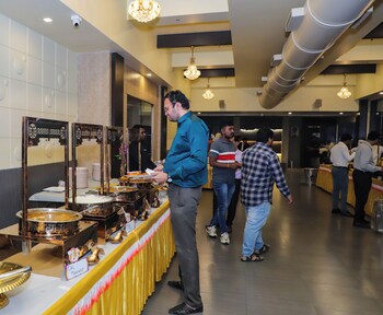 hotel devanshi and banquets by classy stay