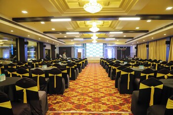 hotel devanshi and banquets by classy stay