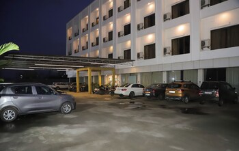hotel devanshi and banquets by classy stay