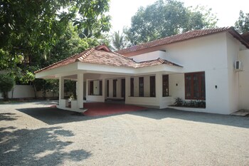vayal varam private villa peaceful nature stay kollam