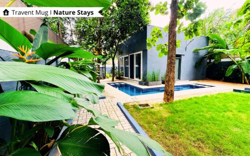 oh bali villa by travent mug