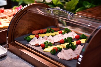 intercity hotel guangzhou chimelong wanbo sihai city