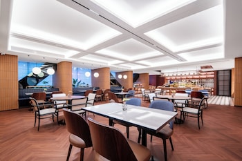 intercity hotel guangzhou chimelong wanbo sihai city