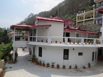 Haya Palace,,2 star