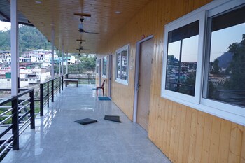 hotel krishna and restaurant