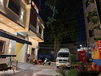 Sukhad Stay,,3 star