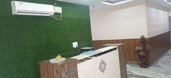 Hotel Amour Chandigarh Zirakpur,,3 star