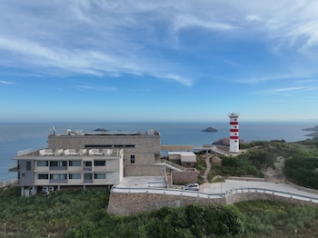 lost villa shengsi huanglong island lighthouse resort