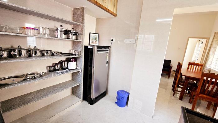 chippy service apartments no 11
