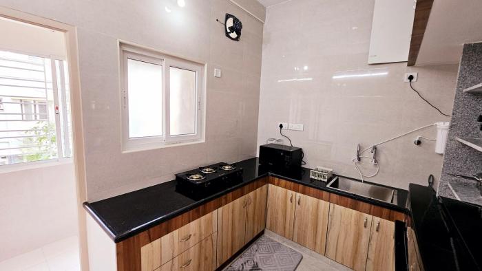chippy service apartments no 11