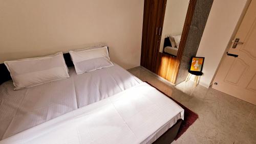 chippy service apartments no 11