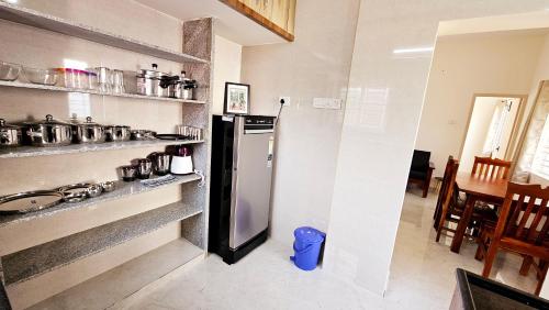 chippy service apartments no 11
