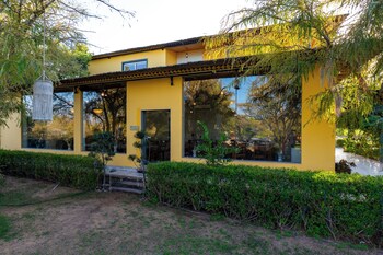 alaya stays krishna serenity suite