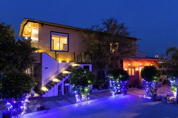 alaya stays krishna serenity suite