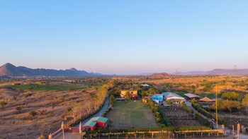 alaya stays krishna serenity suite