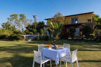 alaya stays krishna serenity suite
