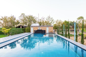 Alaya Stays Krishna Serenity Suite,,2 star