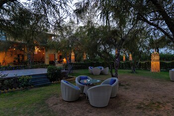 alaya stays krishna serenity suite