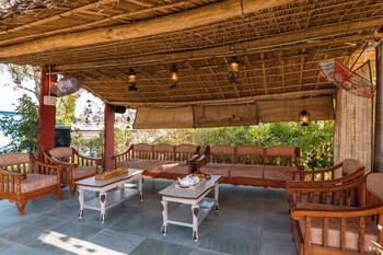 alaya stays krishna serenity suite