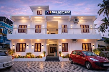neo stayza hotel trivandrum near padmanabhaswamy temple and trivandrum central railway station