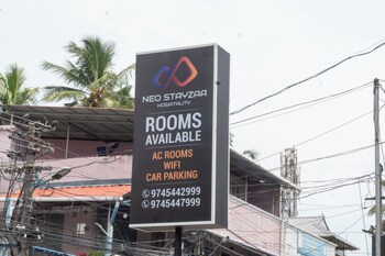 neo stayza hotel trivandrum near padmanabhaswamy temple and trivandrum central railway station