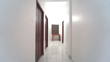 neo stayza hotel trivandrum near padmanabhaswamy temple and trivandrum central railway station