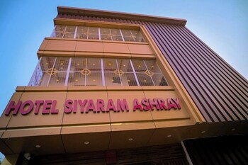 hotel siyaram ashray