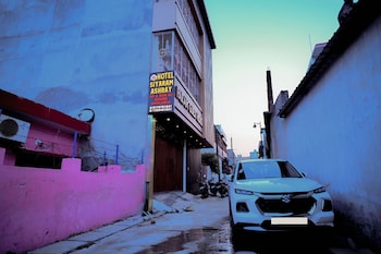 Hotel Siyaram Ashray,,2 star