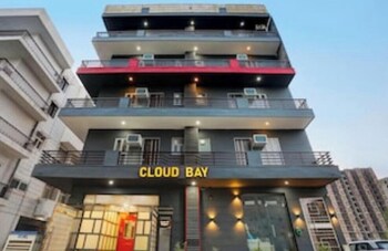 cloud bay hotels sector 69