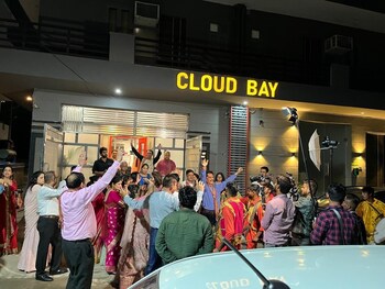 cloud bay hotels sector 69