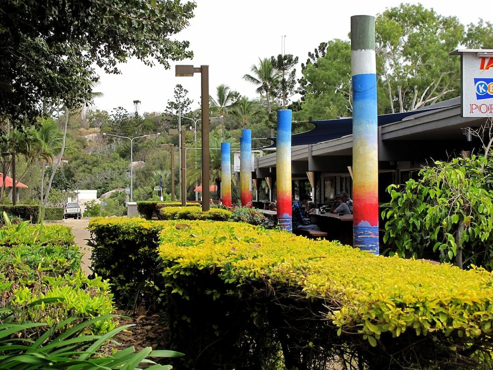 Cstay,Magnetic Island>>Cairns,2 star