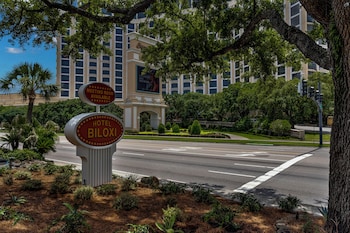 hotel biloxi
