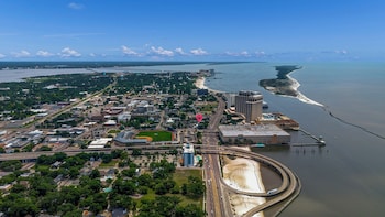 hotel biloxi