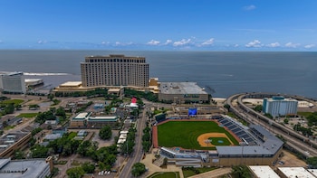hotel biloxi