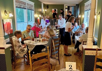 Strawtown Inn & Events,,2 star