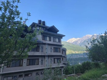 the park green resorts
