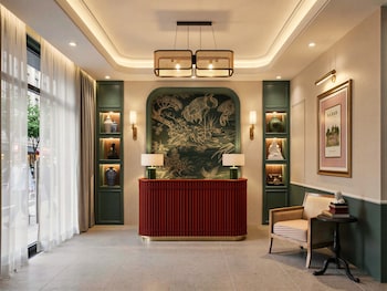 Lovera Signature Hotel,,3 star