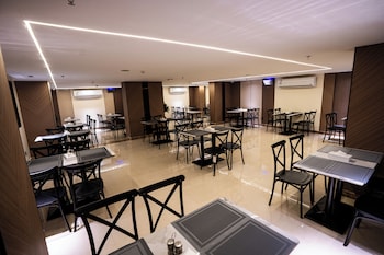 alhijrah view 2 hotel