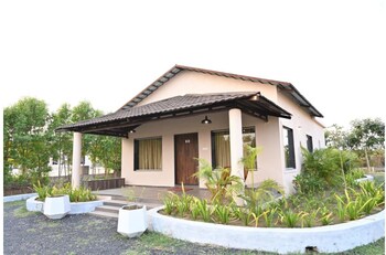 Dream Habitat Resort,,2 star
