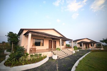 Dream Habitat Resort,,2 star