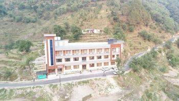 hotel radha vallabh
