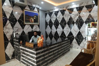 Hotel Radha Vallabh,,2 star