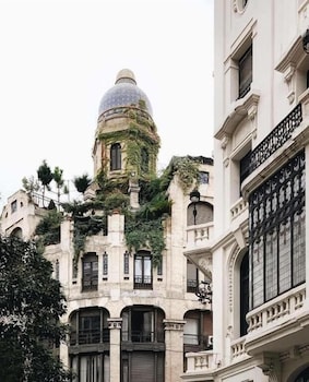 hostal andrea gran via
