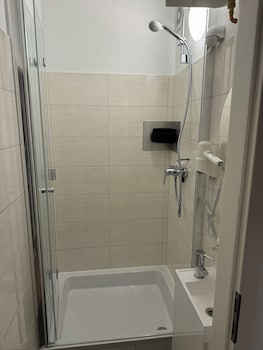 room pauli