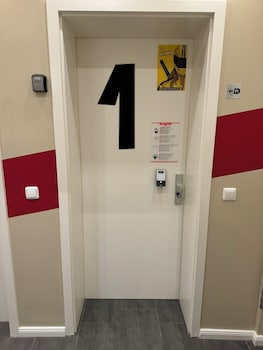 room pauli