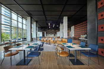 aloft xiamen xiangan