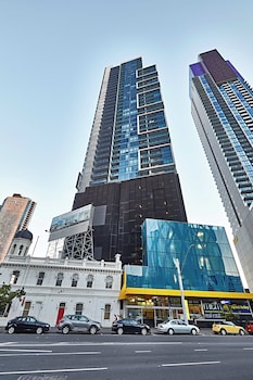 exclusive stays mainpoint