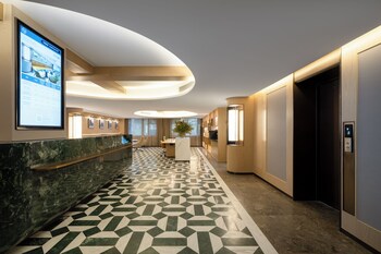 Huapeng International Guangzhou,,3 star