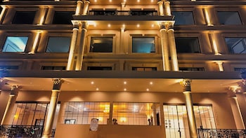 vseven hotels