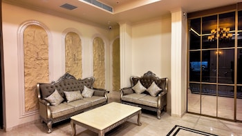 vseven hotels